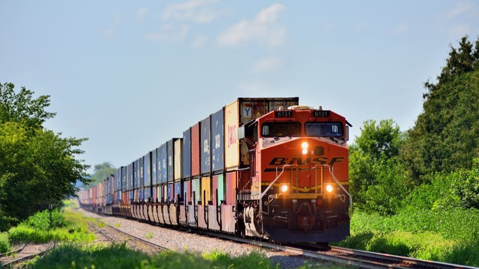 Freight Trains Explained: The Backbone of Efficient, Large-Scale Shipping in 2025 1 Freight Trains