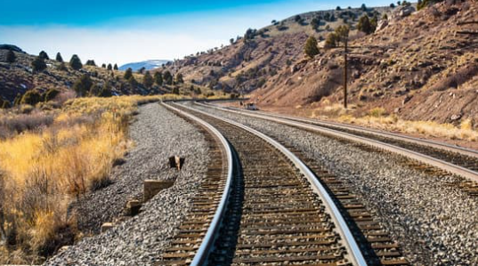 7 Powerful Ways Rail Freight in Canada Can Help You Lower Transportation Costs in 2025 3 Rail Freight