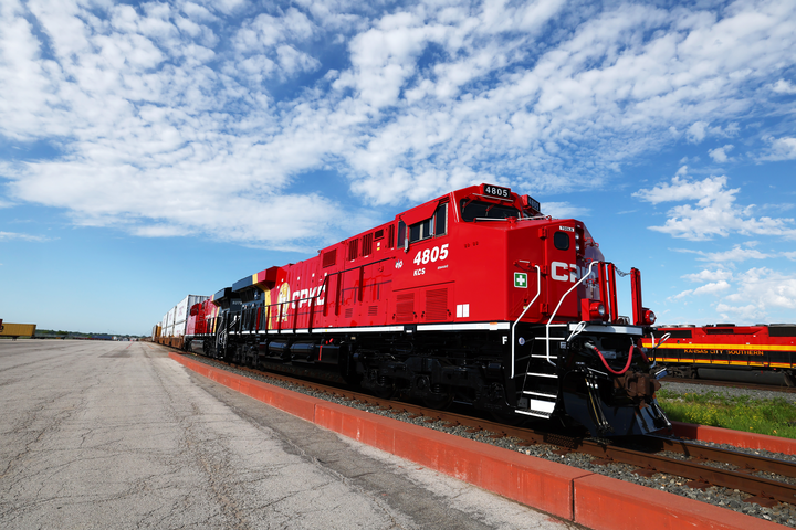 Why Intermodal Rail Shipping Is the Smartest Choice for Canadian Businesses in 2025 3 Intermodal Rail Shipping